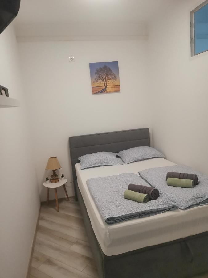 Studio Apartman Kristina PUY Eksteriør bilde