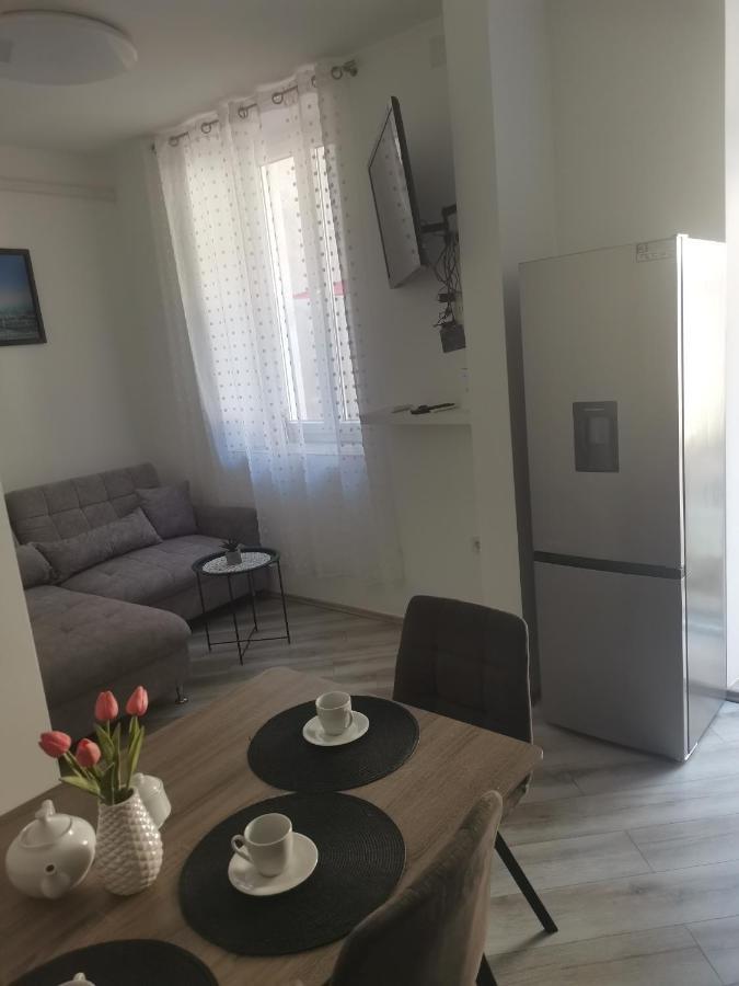 Studio Apartman Kristina PUY Eksteriør bilde