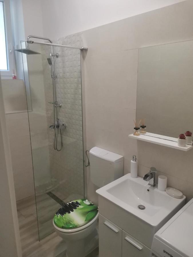 Studio Apartman Kristina PUY Eksteriør bilde